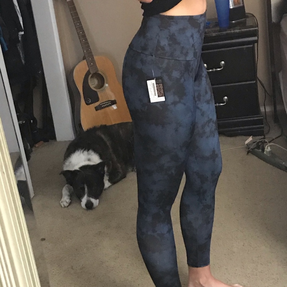 Blue/black yoga leggings